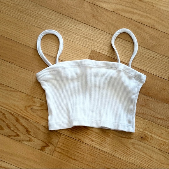 White Ribbed Crop Top - Picture 2 of 3